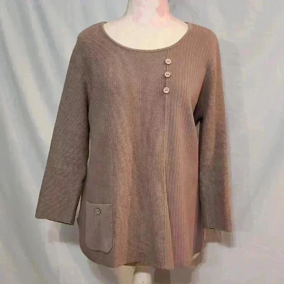 Appleseed's Beige Sweater with Button Details - Picture 1 of 11